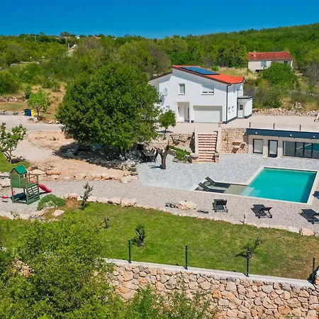 Secret Gem By Interhome *